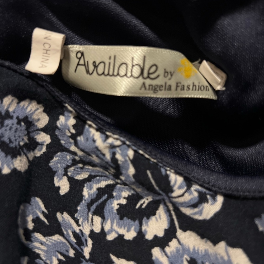 Available by Angela Fashion Womens Blue Floral Top With Billowing Sleeves - Picture 4 of 7